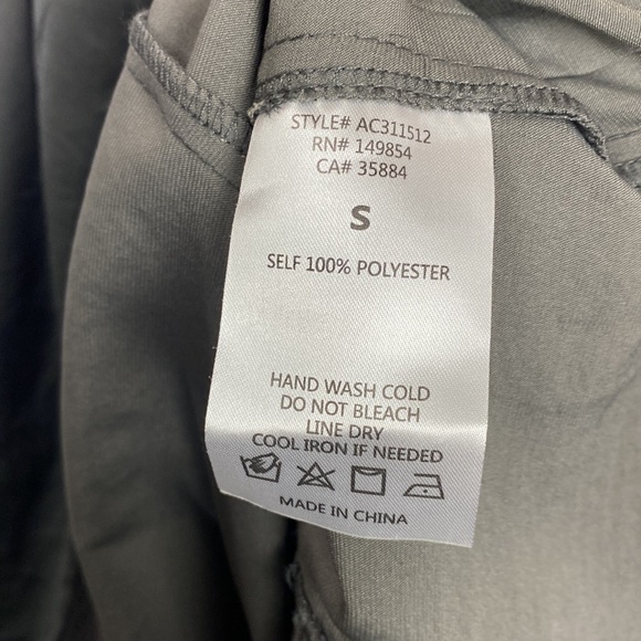 Anthropologie Sadie & Sage Satin Minute Stroll Smock Top Blouse Grey - Small - Picture 9 of 10